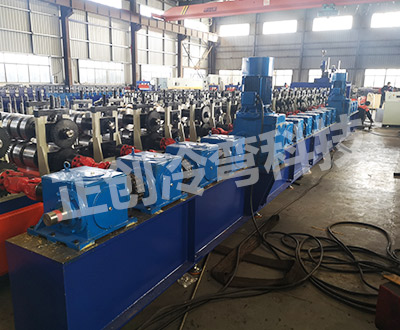 三波護欄板設(shè)備 廠家供應(yīng)